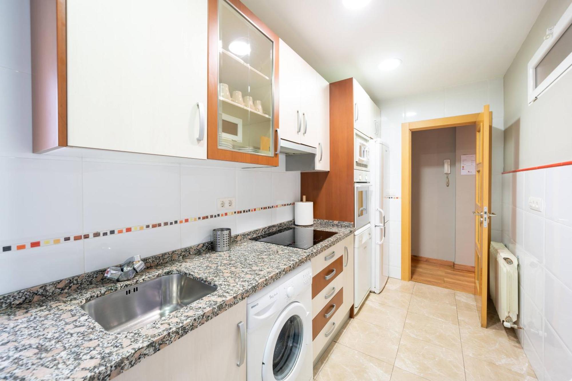 Apartamento Go- Felipe II Center Валадоид Екстериор снимка