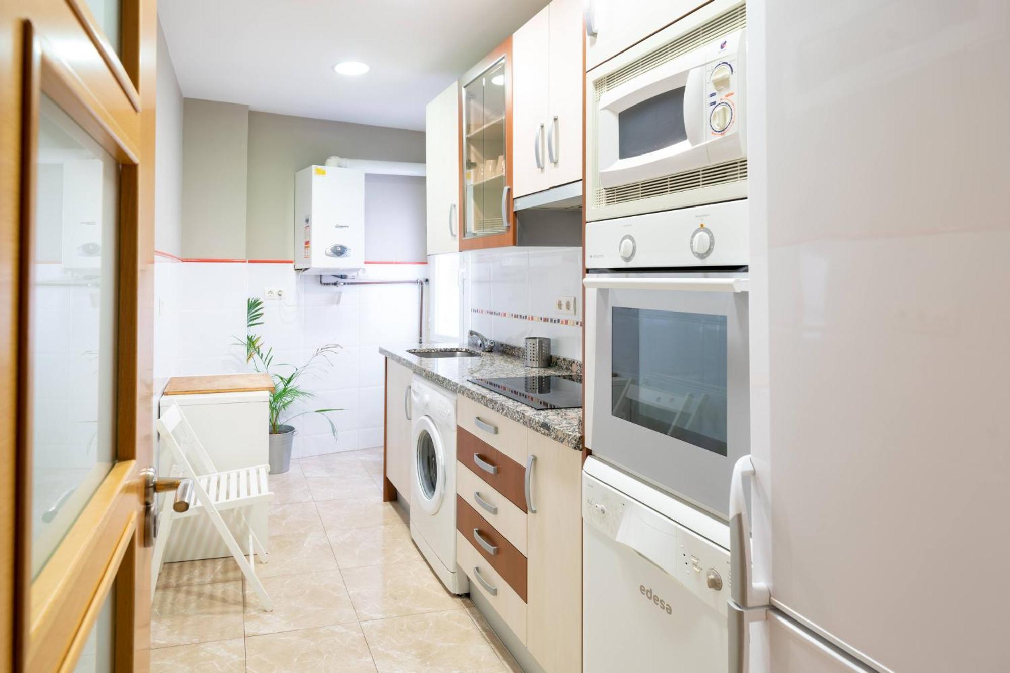 Apartamento Go- Felipe II Center Валадоид Екстериор снимка